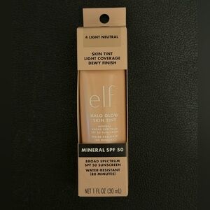 e.l.f. Halo Glow Skin Tint SPF 50 Light Neutral 4 Dewy Finish